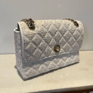Kate spade ♠️ purse (like new)